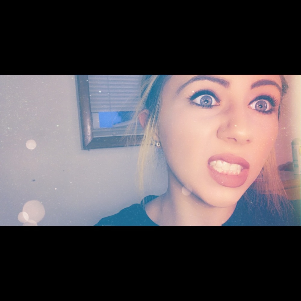 Meet your Posher, Serafina